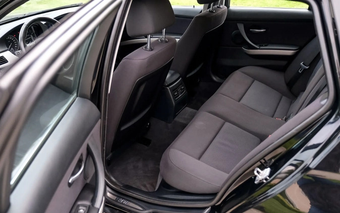 BMW Seria 3 cena 21900 przebieg: 286210, rok produkcji 2009 z Raszków małe 191